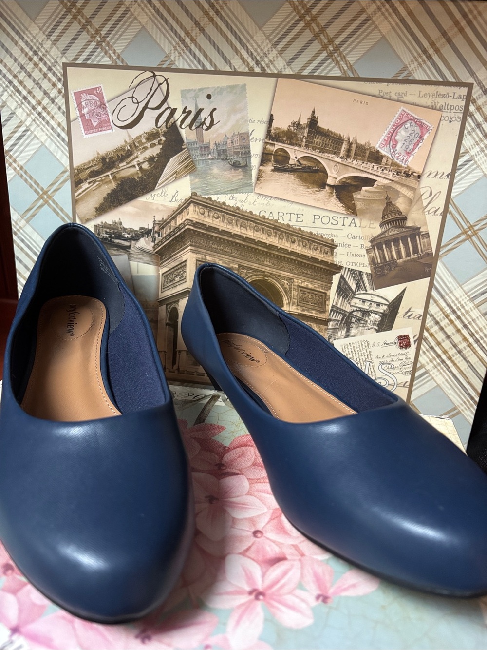 Comfortview Vida Leather-Like Slip On Block Heel Pump size 12 w